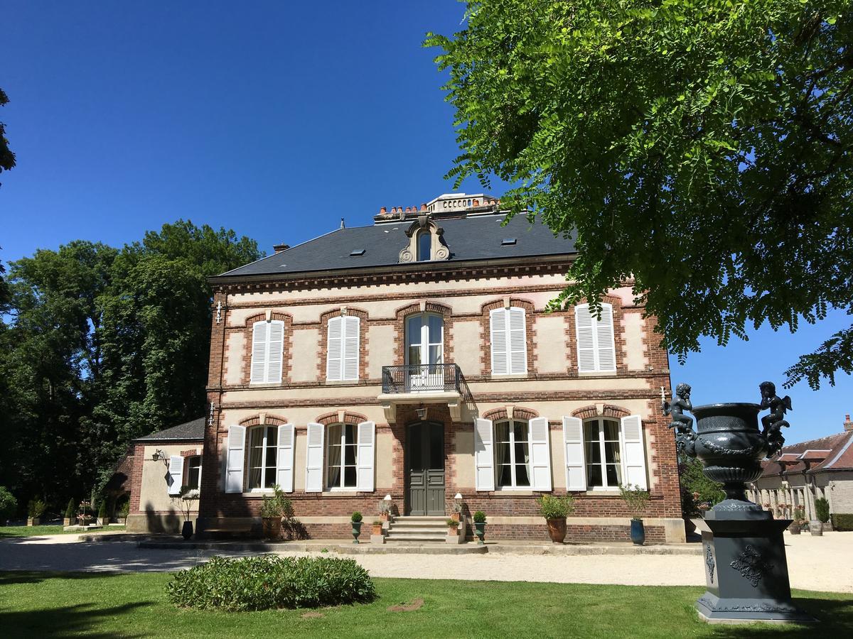 Chateau De Montabert Montaulin Exterior foto